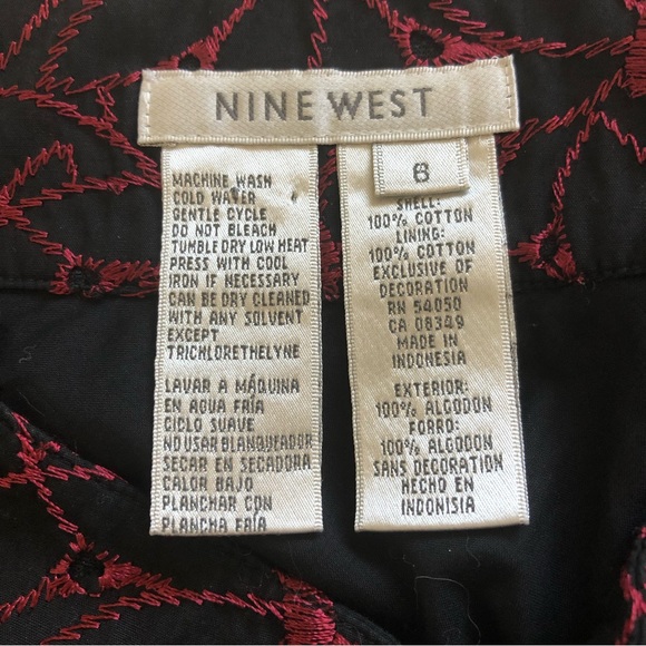 NINE WEST Eyelet A-line Skirt Red Black Sz 6 - Picture 8 of 8